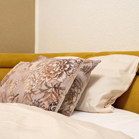 Sunset Boulevard Apartman